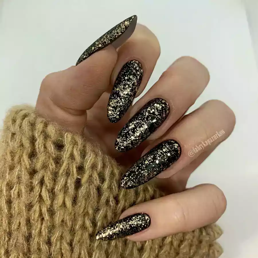 imagen guru manicura semipermanente 900 pure black glitter